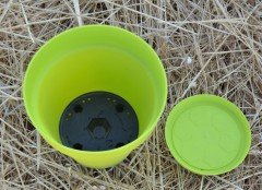 Renkli Saksı 1,7 LT 3 Adet Fıstık Yeşili Renk Yalı Model Plastik Tabaklı Çiçek Saksısı