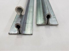 Sera Klips Yatağı 3 metre\' lik 20 Adet T Sera Klipsi Demir Yatağı