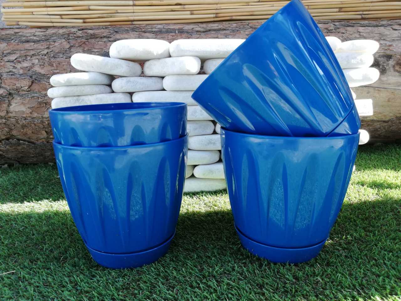 Renkli Saksı 0,7 LT 3 Adet Mavi Renk Papatya Model Plastik Tabaklı Çiçek Saksısı