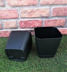 Renkli Saksı 1,8 LT 1 Adet Siyah Renk Safir Model Kare Saksı Tabaklı Saksı