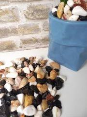 Renkli Çakıl Taşı 15 Kg 1-2 cm Saksı Dibi Teraryum Saksı Süs Vazo Dibi Dekoratif Dolomit Taş