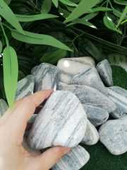 Siyah Çizgili Dolomit Taş 1 KG 6-10 Cm Dekoratif Bahçe Taşı