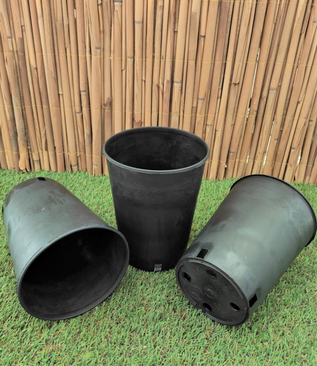 Yuvarlak Siyah Üretim Saksı 2 LT Üretim Saksısı 1 ADET