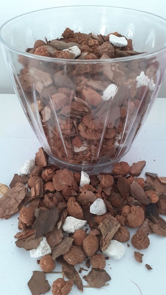 Orkide Toprağı 3 LT Özel Karışım Orkide Toprağı 3 Karışım