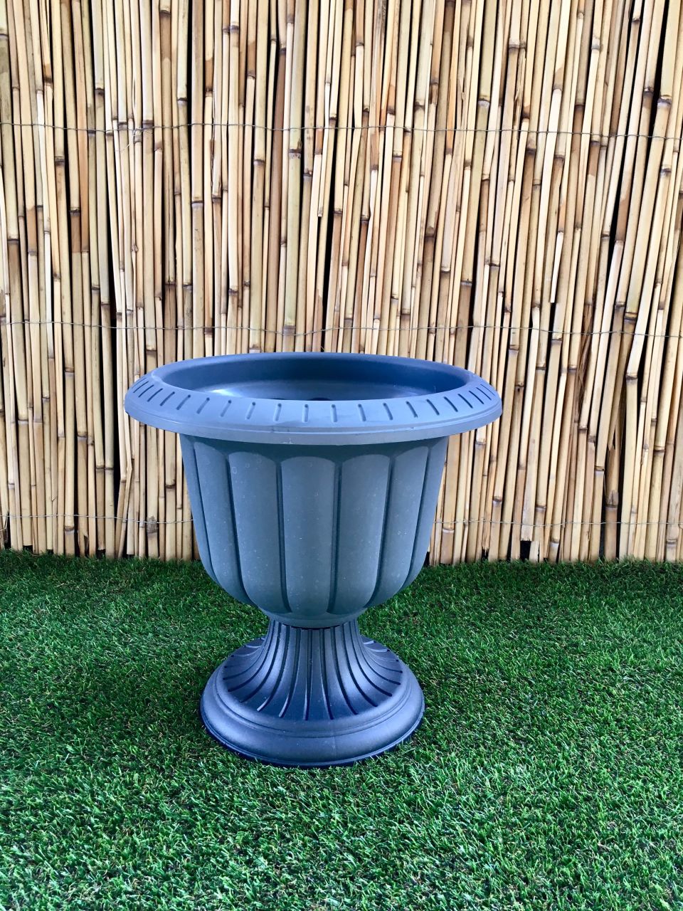 Renkli Nergis Saksı 1 Adet 9,8 Lt Antrasit Renk Nergis Model Saksı