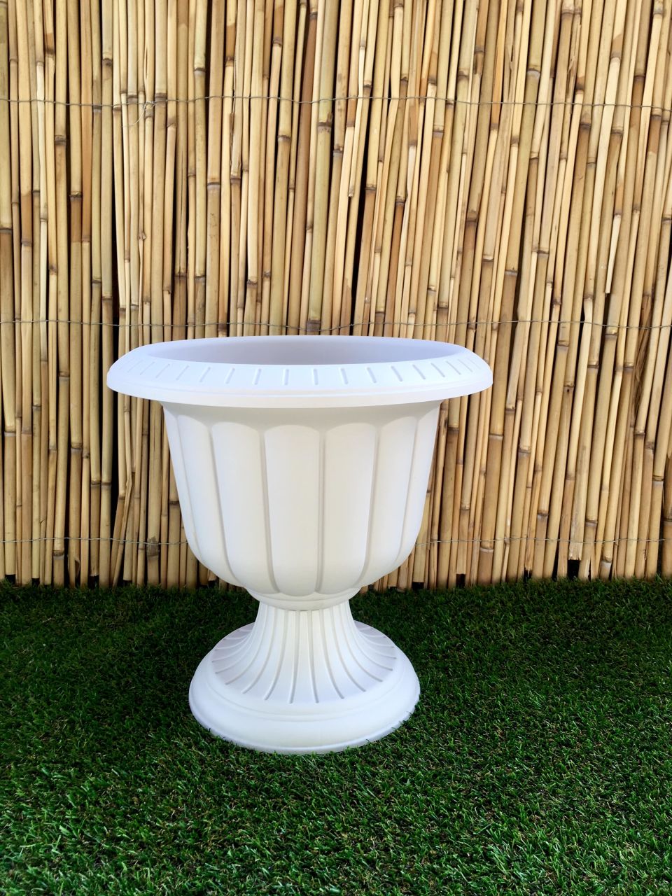 Renkli Nergis Saksı 1 Adet 9,8 Lt Krem Renk Nergis Model Saksı