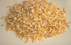 Kırık Mısır 2 KG Tavuk Kaz Ördek Yemi Kırması Kanatlı Yemi Yemlik Mısır